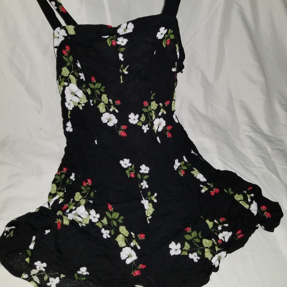 Black and floral summer romper size M
